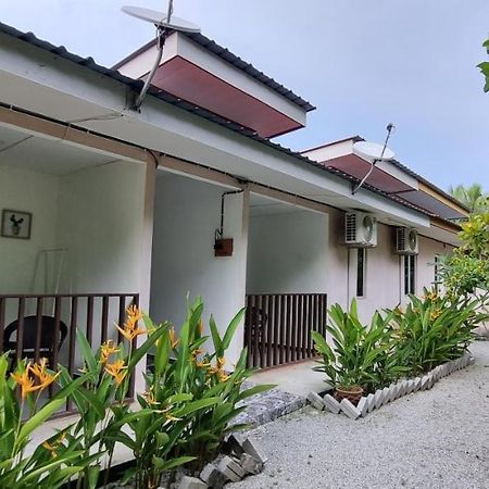 Seven Stones Langkawi Bed & Breakfast Pantai Cenang  Exterior foto