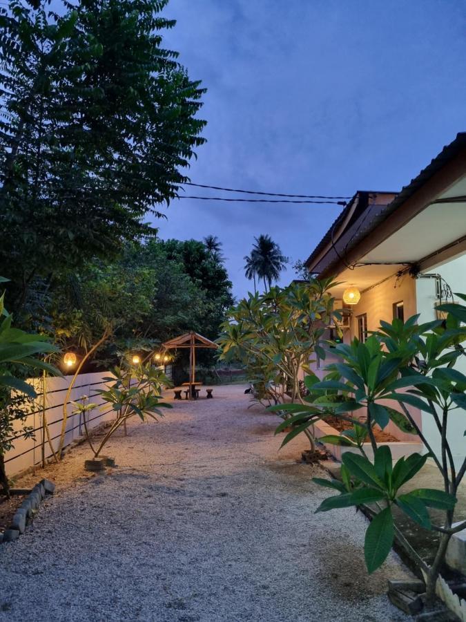 Seven Stones Langkawi Bed & Breakfast Pantai Cenang  Exterior foto