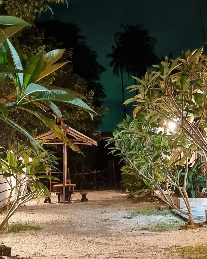 Seven Stones Langkawi Bed & Breakfast Pantai Cenang  Exterior foto